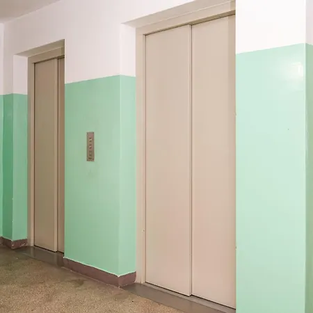 Apartment Art&colorful By Bookinghost *